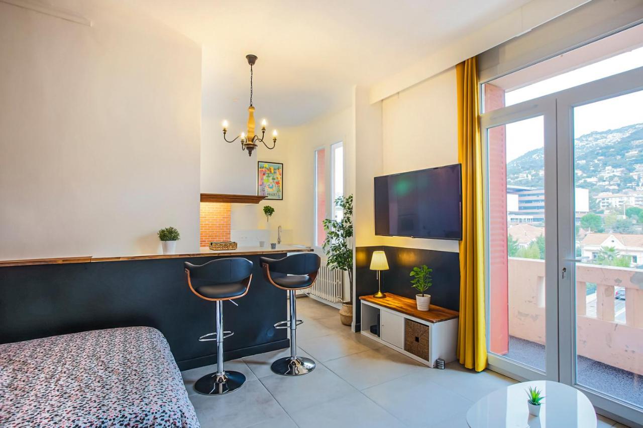 #3 Toulon Centre, Balcon, Lumineux, Stationnement Facile, Tout Confort 외부 사진
